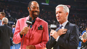 Walt Frazier And Mike Breen Commentating For New York Knicks Wallpaper