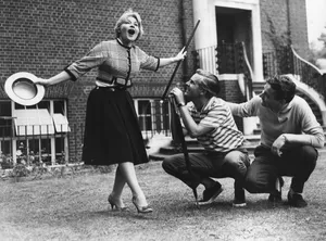 Waltz Singer Classic Music Icon Patti Page Wallpaper