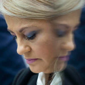 Wanda Vázquez Garced Mirrored Wallpaper