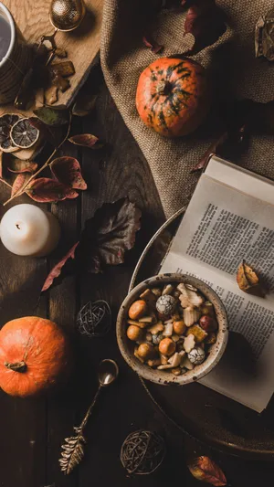 Warm And Cozy Autumn Feast Wallpaper