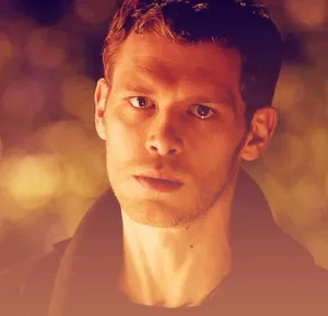 Warm Klaus Mikaelson Wallpaper