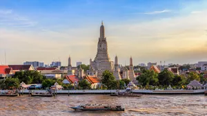 Wat Arun From A Distance Wallpaper