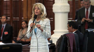 Wendy Davis Attempts To Block Abortion Bill Wallpaper