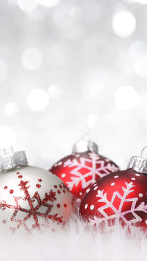 White Christmas Ornaments Bokeh Background Wallpaper