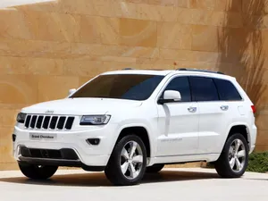 White Grand Cherokee Overland Jeep Wallpaper