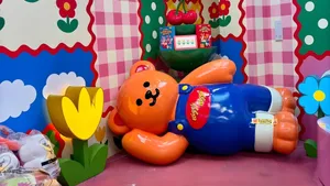 Wiggle Wiggle Bear Toy Wallpaper