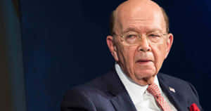 Wilbur Ross In A Formal Meeting Wallpaper
