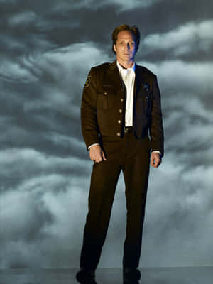 William Fichtner Posing For A Photoshoot Wallpaper