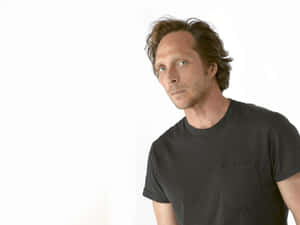 William Fichtner Posing For A Portrait Wallpaper