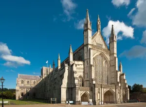 Winchester Cathedral Exterior Sunny Day Wallpaper