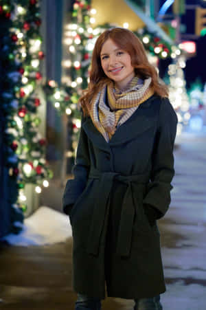 Winter_ Evening_ Smile Wallpaper