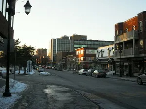 Winter Sunsetin Longueuil Street Scene Wallpaper