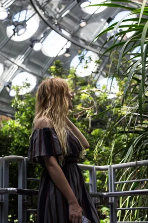 Womanin Rainforest Dome California Academyof Sciences Wallpaper