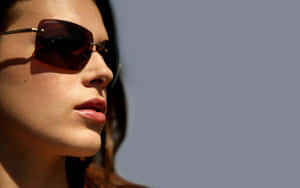 Womanwith Sunglasses Profile Wallpaper