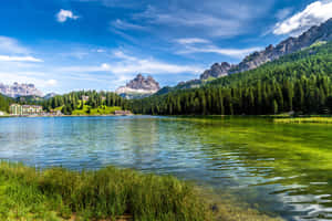 Wonderful Lake Under Sky Wallpaper