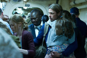 World War Z Crowded Ship Wallpaper