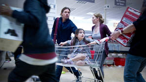 World War Z Grocery Panic Wallpaper