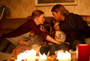 World War Z Lane Family Wallpaper