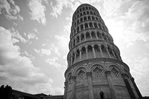 Worm's-eye View Leaning Tower Of Pisa Wallpaper