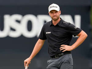 Wyndham Clark, Pga Golf Champion In Action Wallpaper