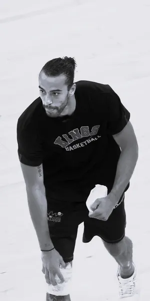 Xavier Cooks Wallpaper