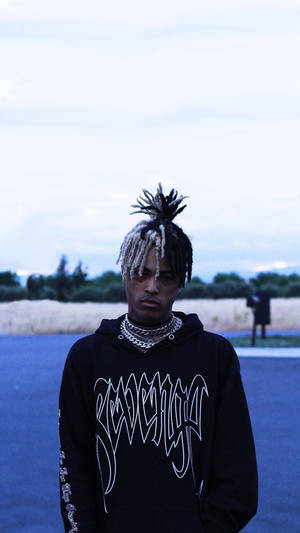 Xx Tentacion Wearing Hoodie On Road Wallpaper