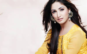 Yami Gautam Lover Wallpaper