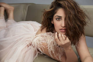 Yami Gautam Tulle Dress Wallpaper