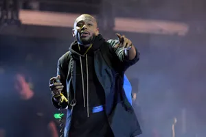 Yasiin Bey Performing Live. Wallpaper