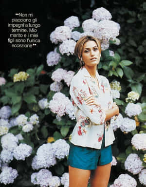 Yasmin Le Bon Flourishing In Fashion Wallpaper