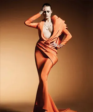 Yasmin Le Bon Radiantly Posing For A Portrait Shoot Wallpaper