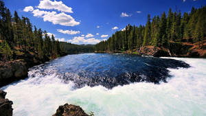 Yellowstone National Park River Wallpaper