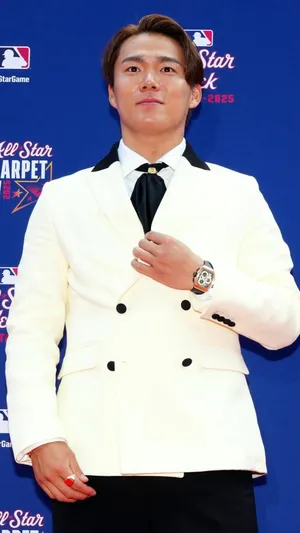 Yoshinobu Yamamoto At All Star Wallpaper