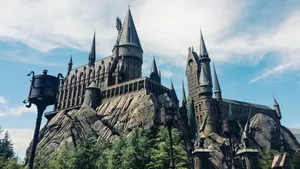 You Don't Need A Broomstick To Take A Magical Flight Through The Wizarding World. Wallpaper