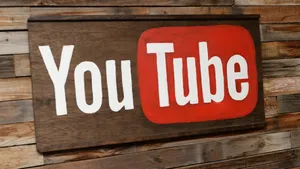 You Tube Signon Wooden Background Wallpaper