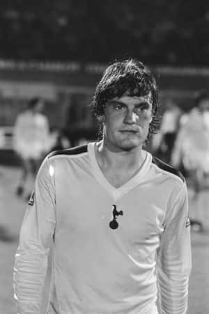 Young Glenn Hoddle Black And White Wallpaper