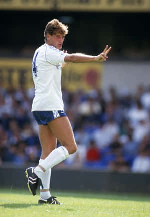 Young Glenn Hoddle Football Game Wallpaper