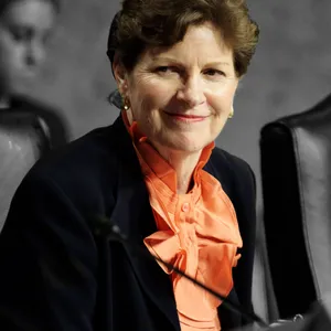 Young Jeanne Shaheen Wallpaper