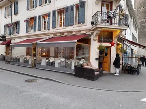 Yverdon Les Bains Cafe Street View Wallpaper