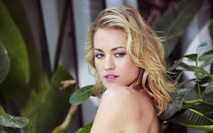 Yvonne Strahovski Near Plants Wallpaper