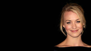 Yvonne Strahovski On Black Wallpaper Wallpaper