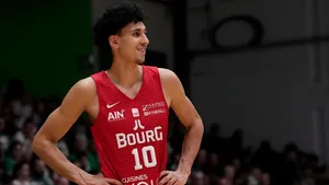 Zaccharie Risacher Basketball Profile Wallpaper