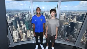 Zaccharie Risacher With Friend Wallpaper