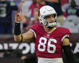 Zach Ertz Cardinals Game Signal Wallpaper