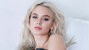 Zara Larsson Wallpaper