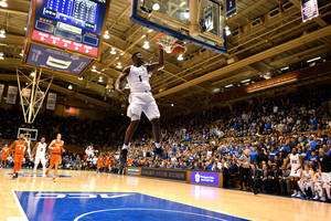 Zion Williamson 360 Slam Dunk Wallpaper