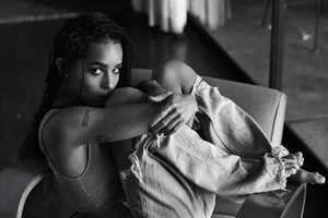 Zoe Kravitz Blackand White Portrait Wallpaper