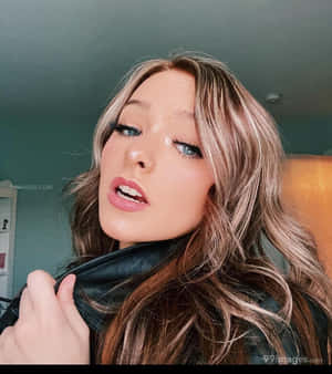 Zoe Laverne, Teen Digital Influencer Wallpaper